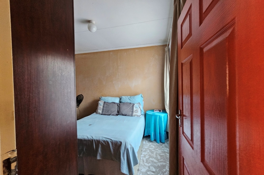 2 Bedroom Property for Sale in Tlhabane West North West